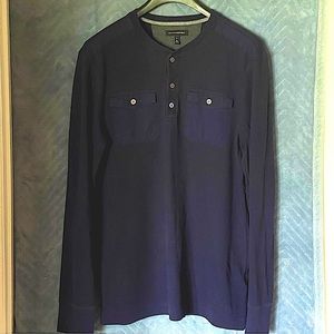 Banana Republic Dark Blue, Waffle Texture Henley, 2-Pocket, Size X-Large Tall.